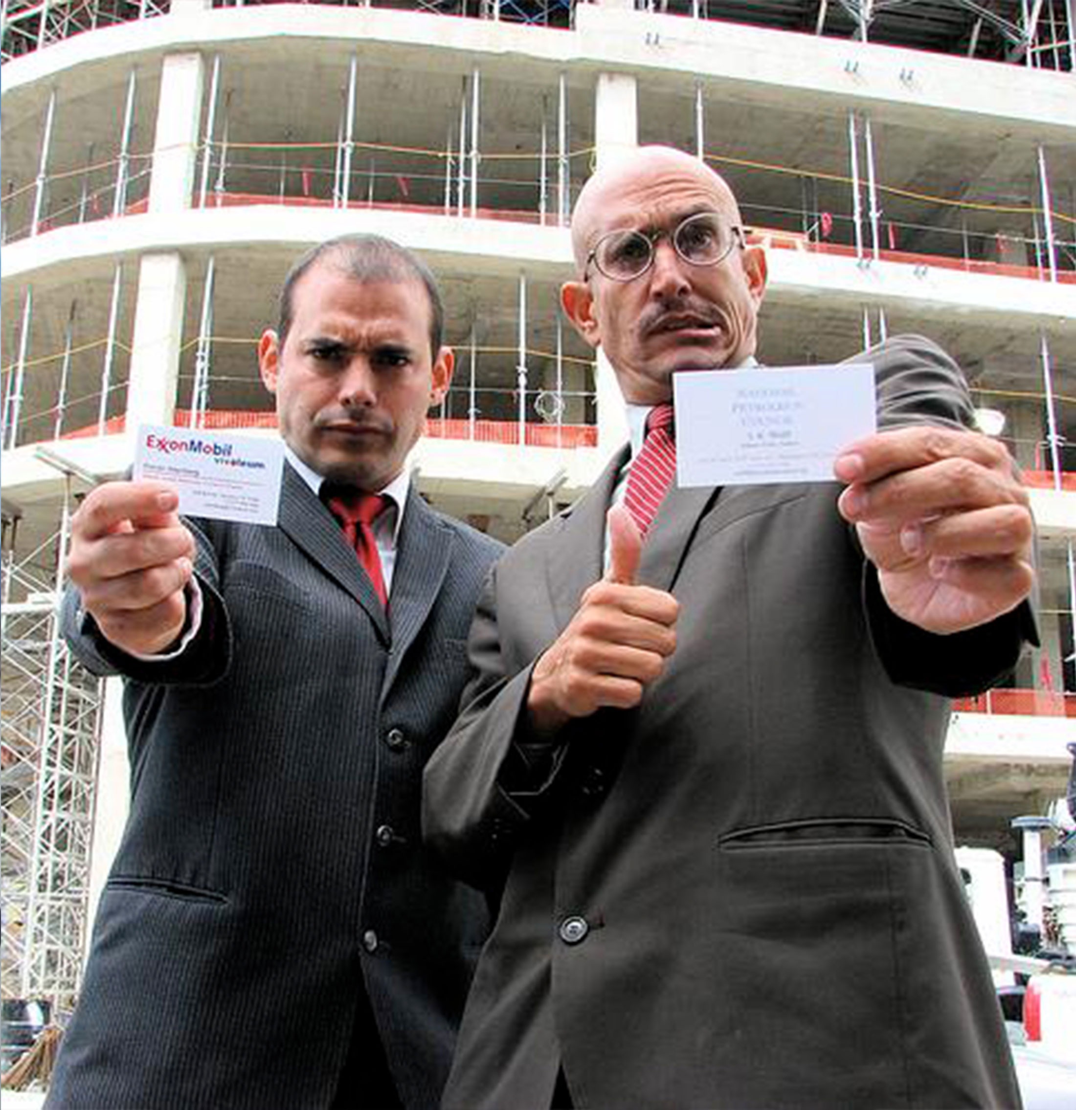 The-Yes-Men-Fix-the-World02